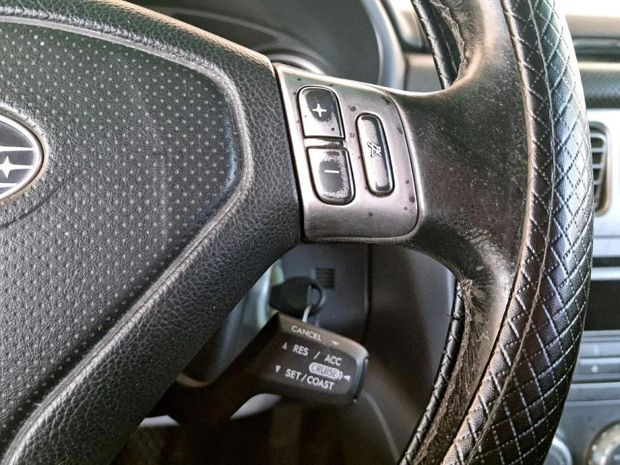 Subaru Forester, 2006г., полный привод, механика