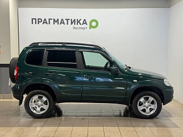 Chevrolet Niva, 2011г., полный привод, механика