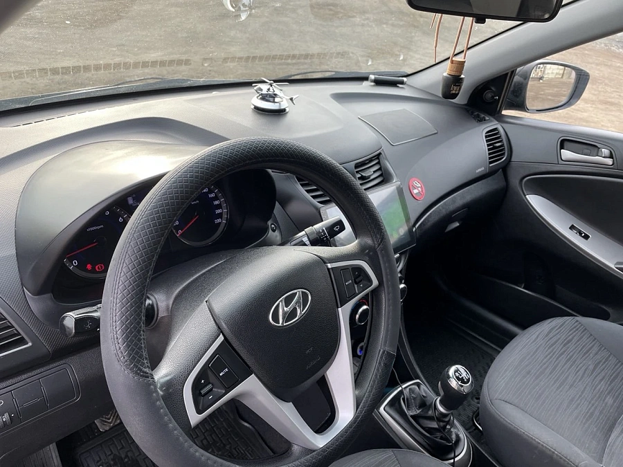 Hyundai Solaris, 2016г., передний привод, механика