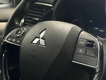 Mitsubishi Outlander, 2015г, полный привод, вариатор