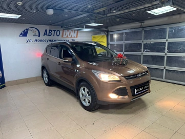 Ford Kuga, 2013г, полный привод, автомат