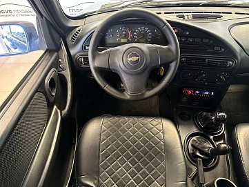 Chevrolet Niva, 2013г, передний привод, механика