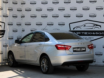 Lada (ВАЗ) Vesta, 2019г, передний привод, механика