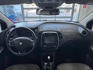 Renault Kaptur, 2019г, передний привод, вариатор