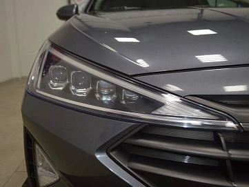 Hyundai Elantra, 2020г, передний привод, механика