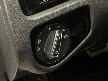 Volkswagen Golf, 2014г, передний привод, робот