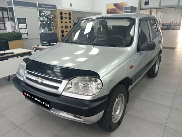 Chevrolet Niva, 2005г, полный привод, механика