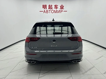 Volkswagen Golf, 2022г., передний привод, робот