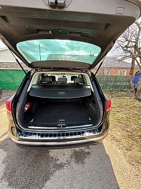 Volkswagen Touareg, 2015г, полный привод, автомат