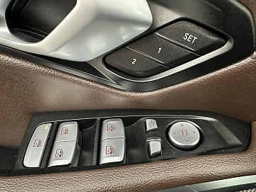 BMW 3 серии, 2023г, задний привод, автомат