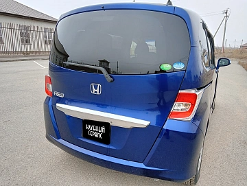Honda Freed, 2014г, передний привод, вариатор