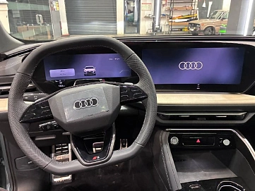 Audi Q5, 2025г, полный привод, робот