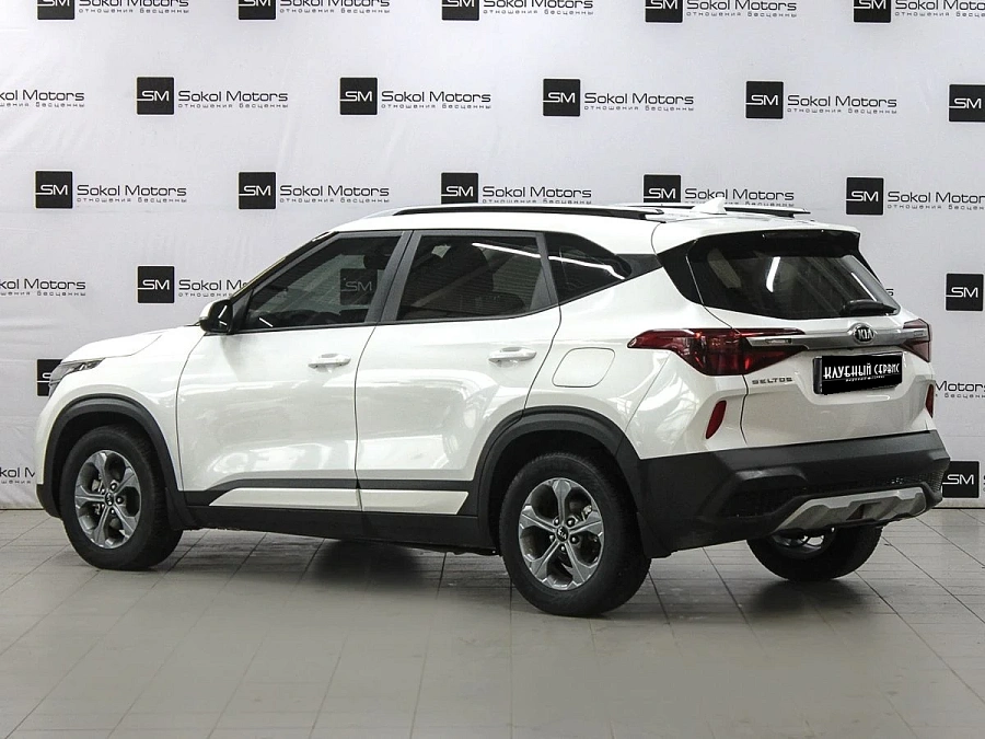 Kia Seltos, 2020г., передний привод, вариатор