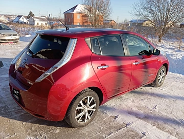 Nissan Leaf, 2015г, передний привод, автомат