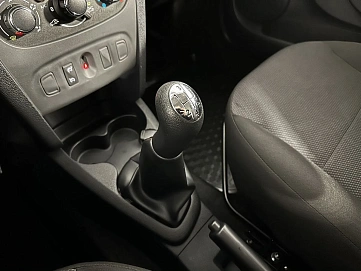 Renault Sandero, 2018г, передний привод, механика