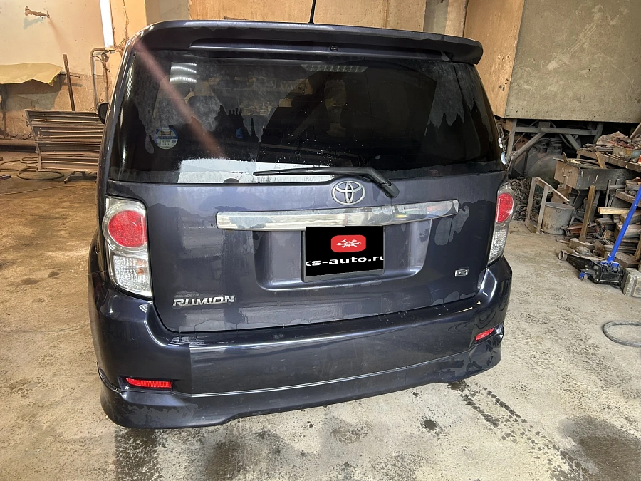 Toyota Corolla Rumion, 2011г., передний привод, вариатор