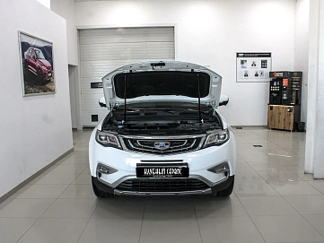 Geely Atlas, 2021г, передний привод, автомат
