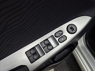 Hyundai Solaris, 2013г., передний привод, автомат