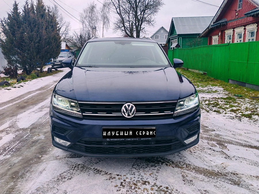 Volkswagen Tiguan, 2017г., передний привод, робот