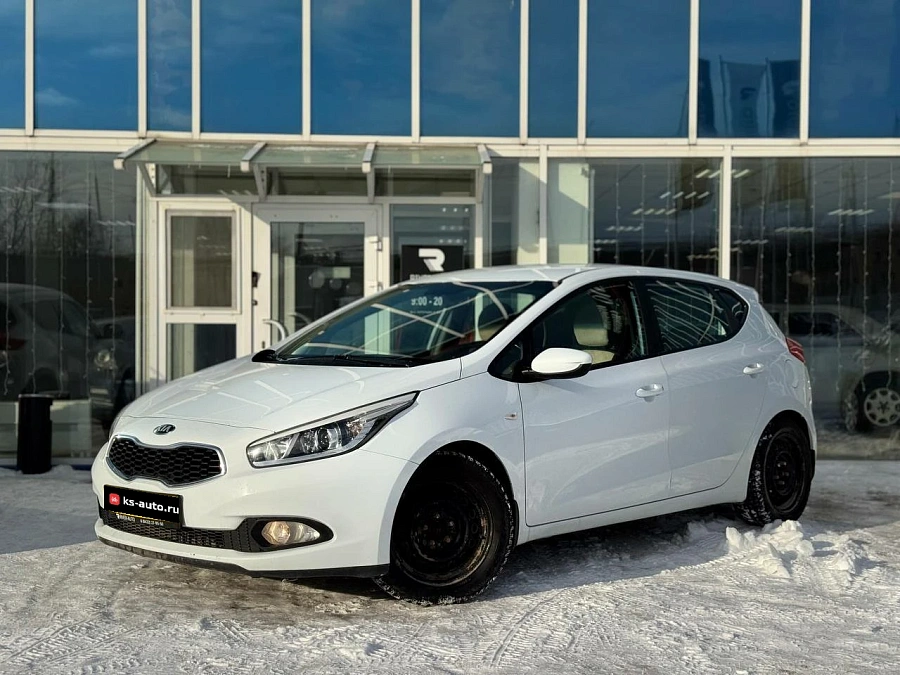 Kia Ceed, 2014г., передний привод, автомат