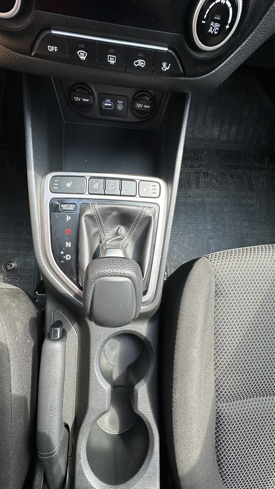 Hyundai Creta, 2018г., передний привод, автомат