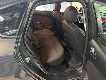 Opel Astra, 2013г, передний привод, механика