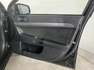 Mitsubishi Lancer, 2011г, передний привод, механика