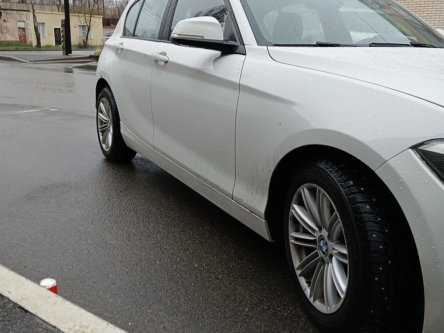 BMW 1 серии, 2013г., задний привод, автомат