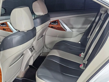 Toyota Camry, 2010г, передний привод, автомат