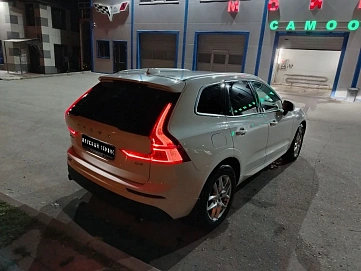 Volvo XC60, 2018г, полный привод, автомат