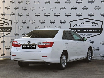 Toyota Camry, 2013г, передний привод, автомат