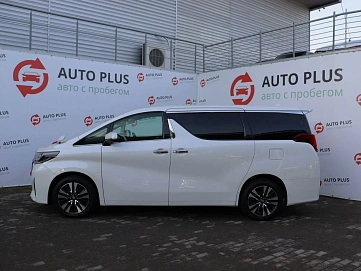 Toyota Alphard, 2019г, полный привод, вариатор