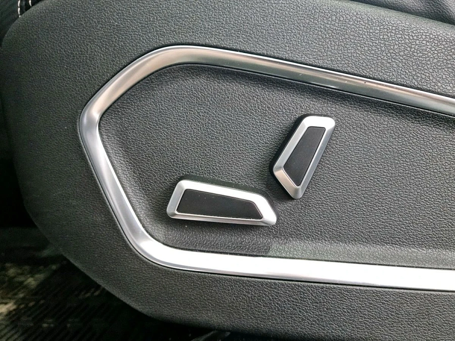 Geely Atlas Pro, 2024г., передний привод, автомат