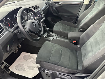 Volkswagen Tiguan, 2019г, полный привод, робот