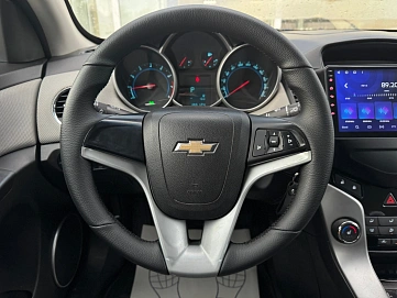 Chevrolet Cruze, 2011г., передний привод, автомат
