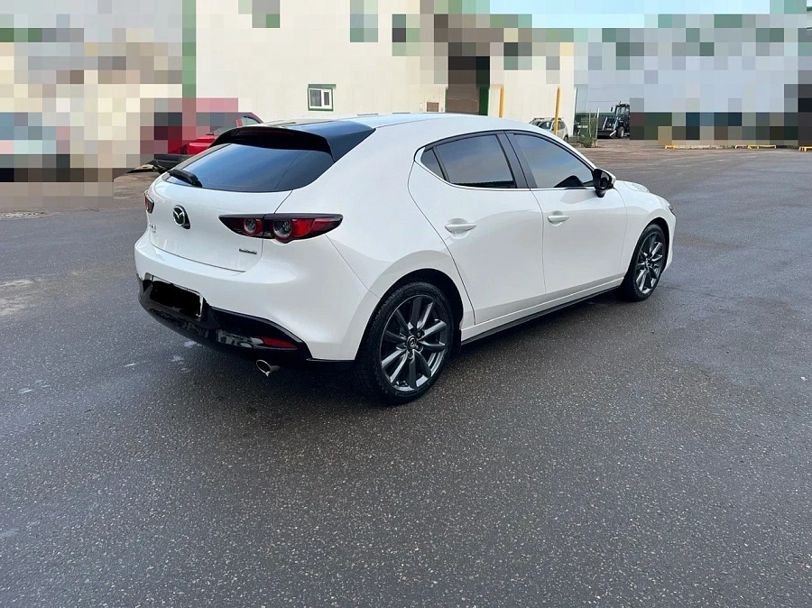 Mazda 3, 2021г., полный привод, автомат