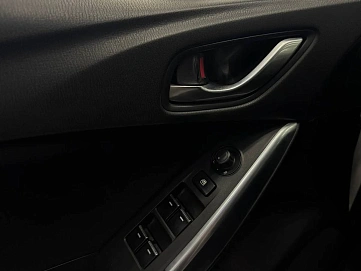 Mazda 6, 2013г, передний привод, механика