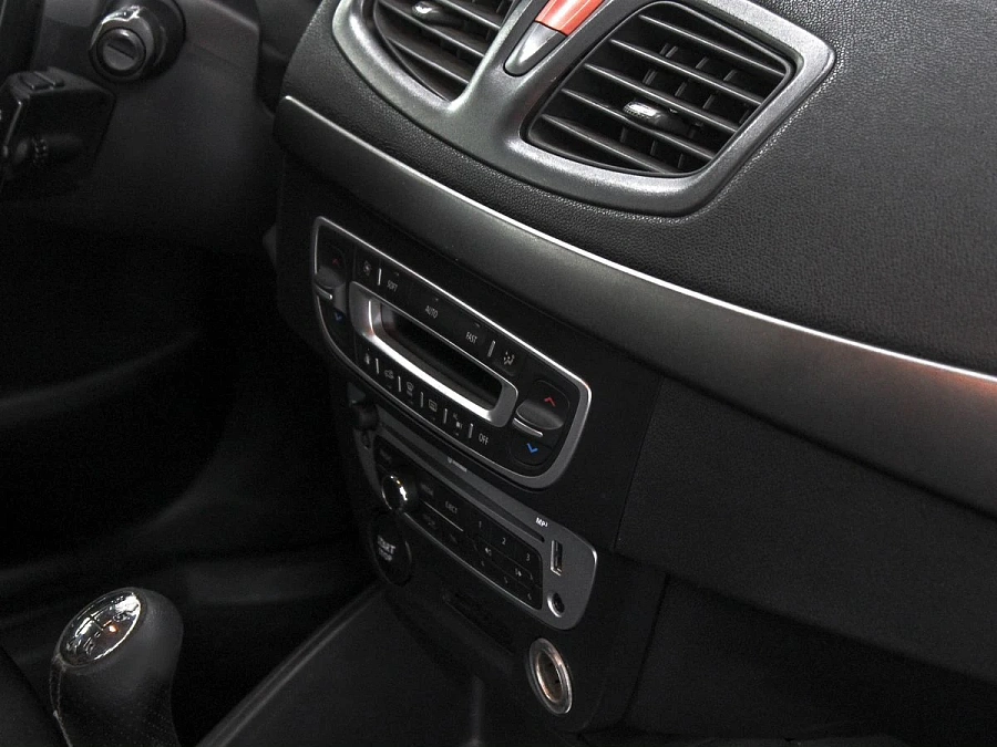 Renault Megane, 2014г., передний привод, механика