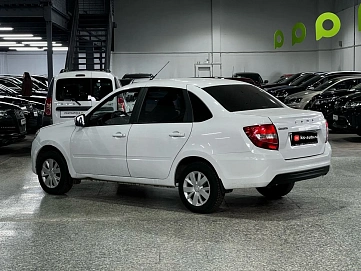 Lada (ВАЗ) Granta, 2023г, передний привод, механика