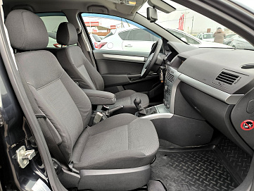 Opel , 2010г., передний привод, механика