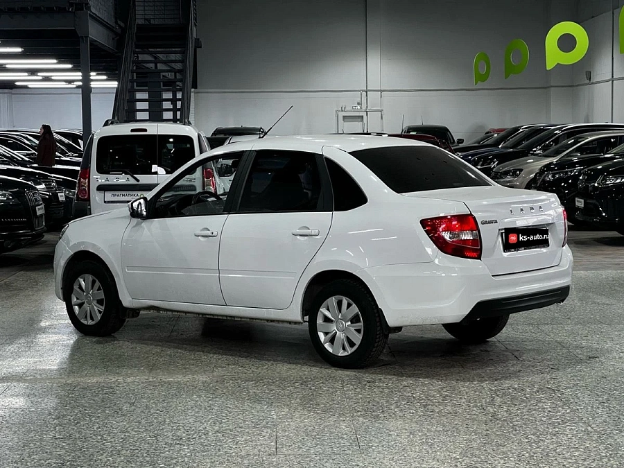 Lada (ВАЗ) Granta, 2023г., передний привод, механика