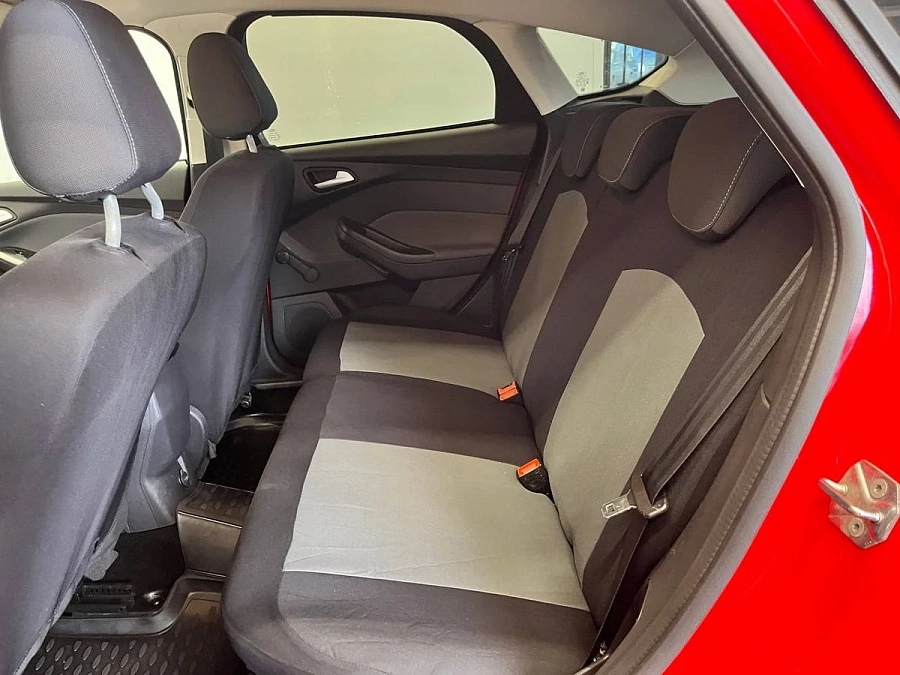 Ford Focus, 2014г., передний привод, механика
