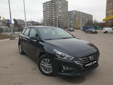 Hyundai i30, 2023г, передний привод, автомат