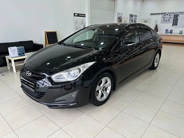 Hyundai i40, 2013г, передний привод, автомат