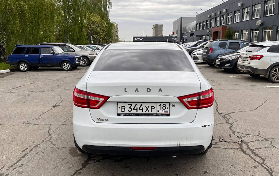 Lada (ВАЗ) Vesta, 2016г., передний привод, механика
