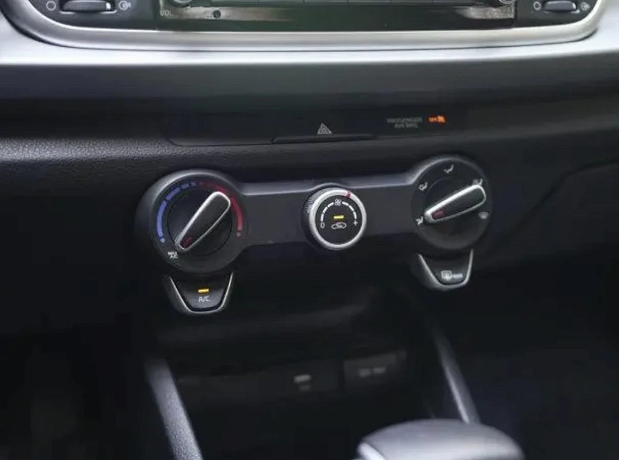 Kia Rio, 2023г., передний привод, автомат