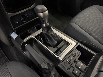 Toyota Land Cruiser Prado, 2022г, полный привод, автомат