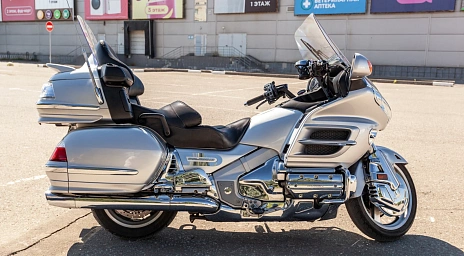 Honda GL 1800 Gold Wing, 2006г, Кардан привод, 5 прямых и задняя