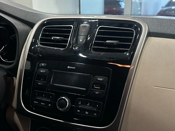 Renault Logan, 2018г, передний привод, автомат