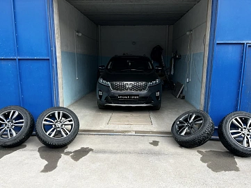 Kia Sorento, 2017г, передний привод, автомат